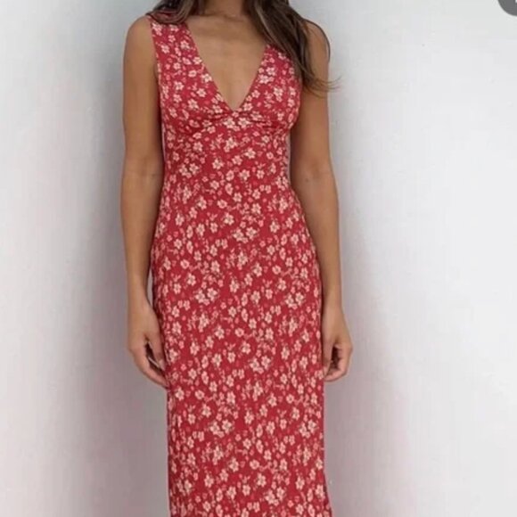 Ownley Tulip Dress Midi Red Floral - Picture 1 of 2